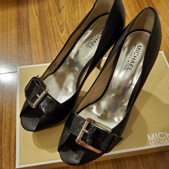 Michael Kors Platform Heels with Buckle - Picture 3 of 7